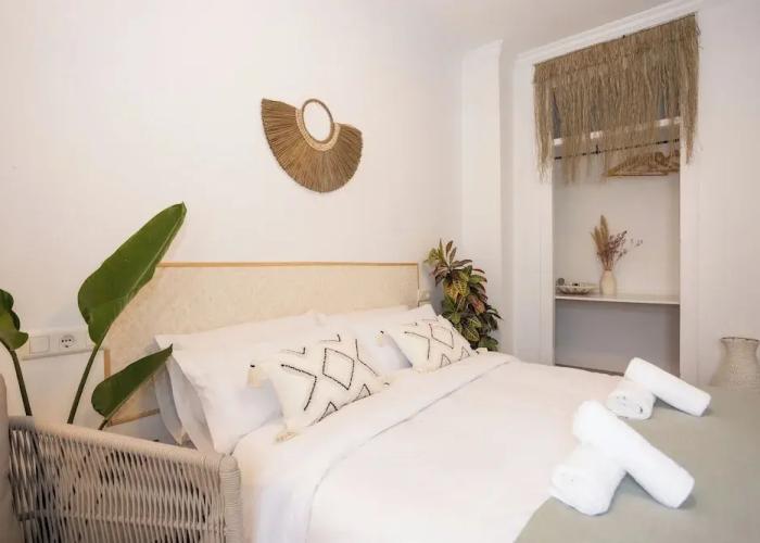 Naim Guest House Nerja