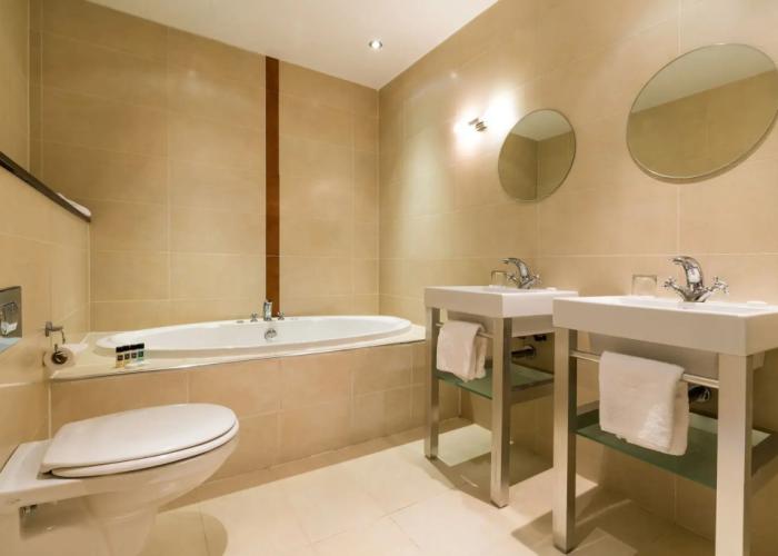 Athlone Springs Hotel