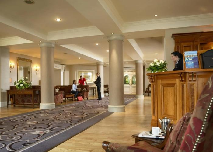 Hodson Bay Hotel