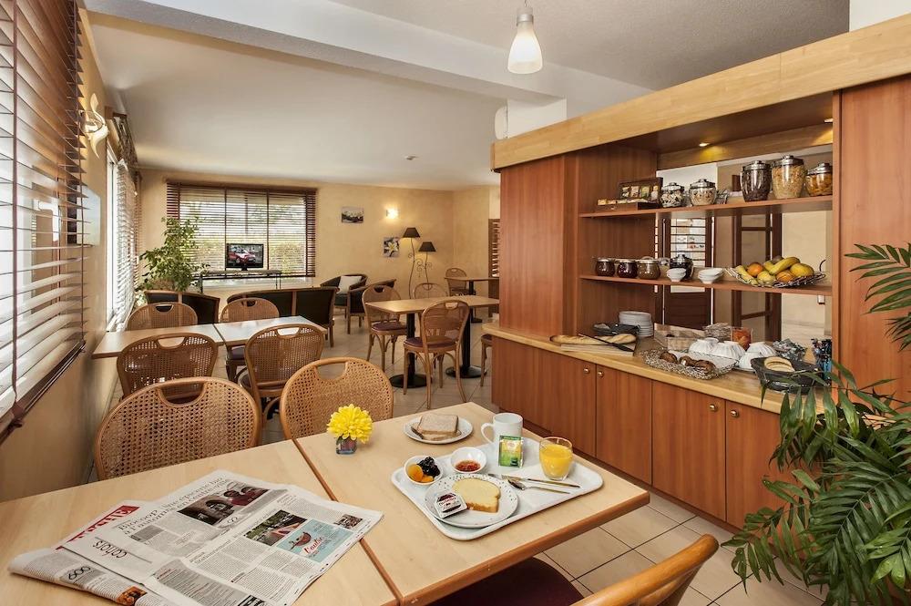 фото Brit  Hôtel Cahors Nord