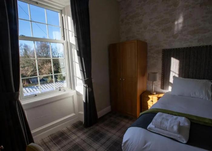 The Waverley Hotel
