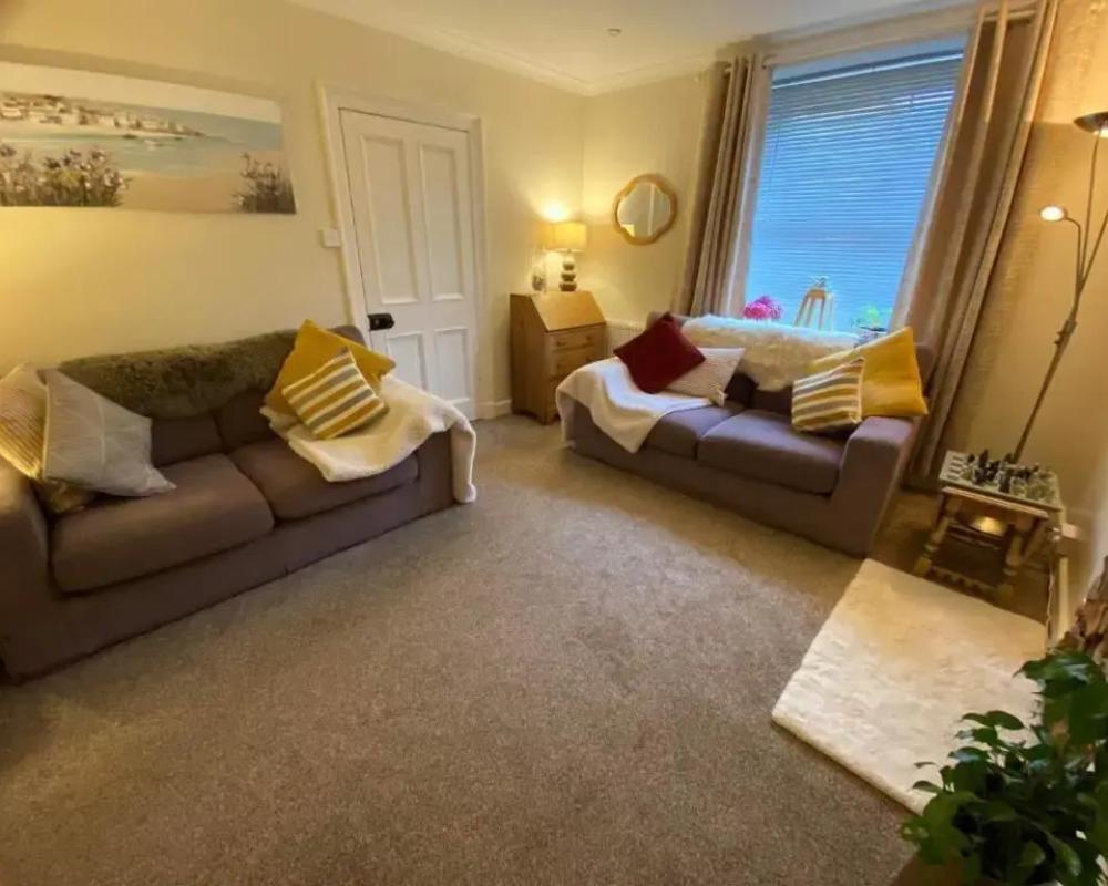 Newburghaprtment/scotland/sleeps 4/firepit/garden