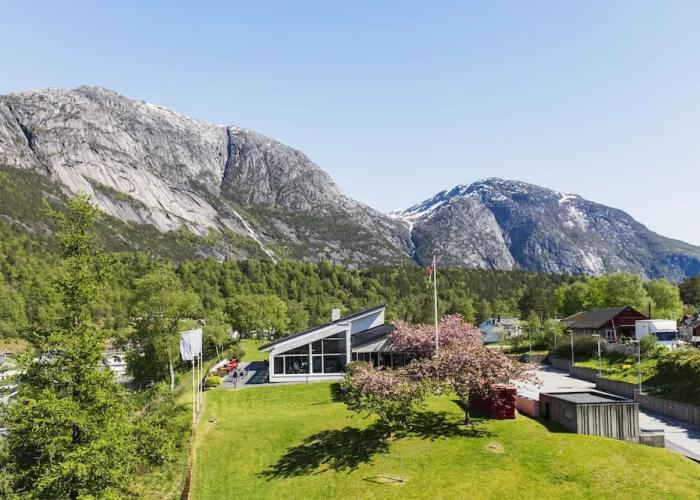 Eidfjord Hotel