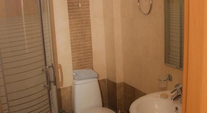 фото Saronis Hotel