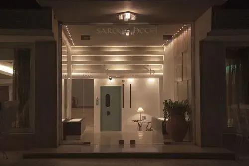 фото Saronis Hotel