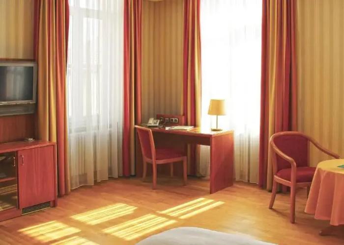 Hotel Zum Schiff