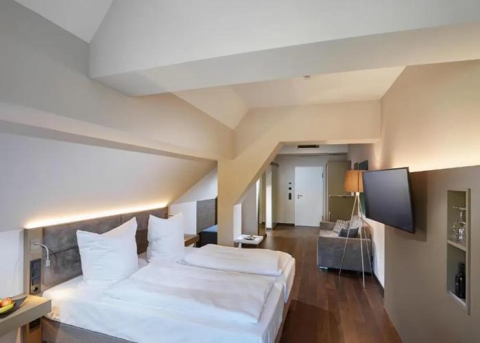Hotel Schloss Reinach
