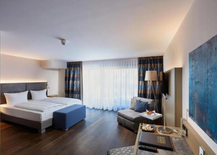 Hotel Schloss Reinach