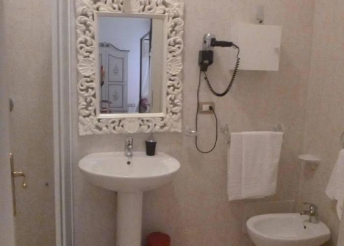Manì Rooms