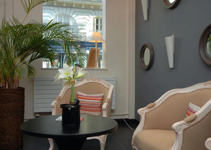 Qualys-Hotel Le Londres - Hotel & Appartements