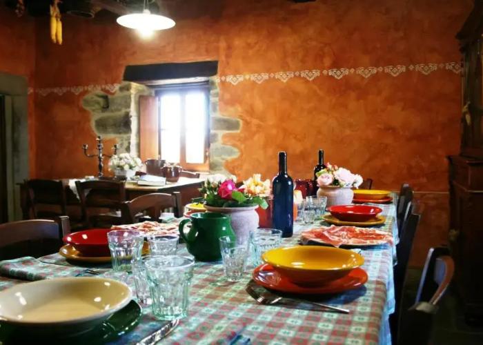 Wonderful private villa for 16 people with WIFI, private pool, TV and parking