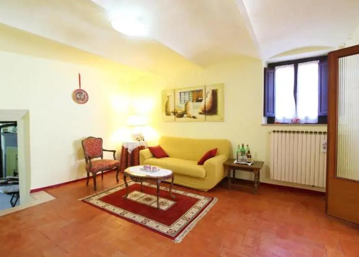 Stunning Private Villa for 4 Guests With Wifi, Private Pool, TV, Veranda, Pets Allowed and Parking