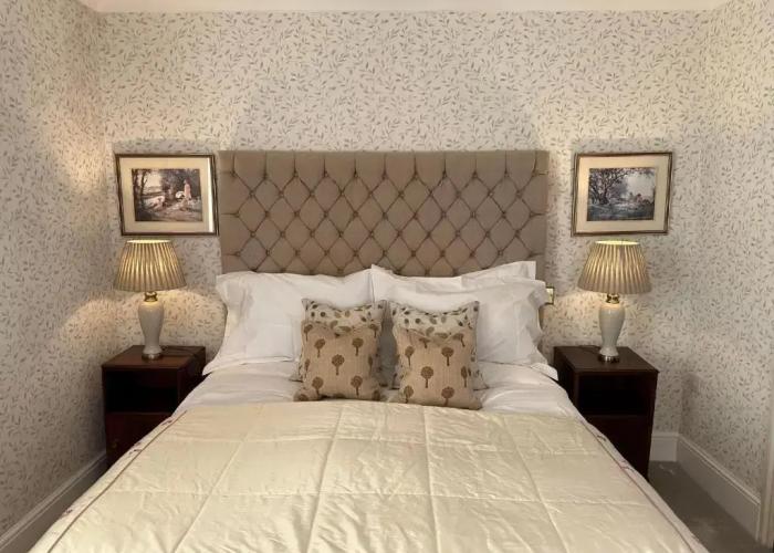 Burford Lodge Hotel