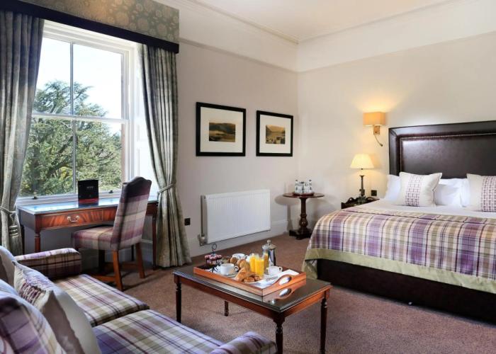 Macdonald Leeming House