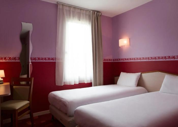 Brit Hotel Chinon le Lion d'Or