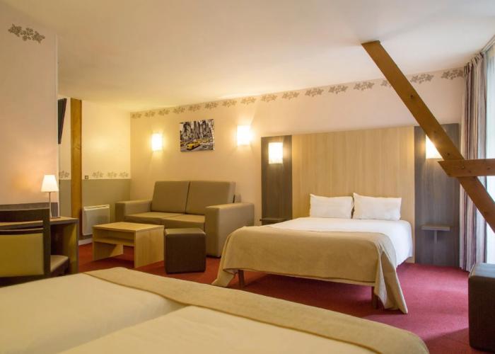 Brit Hotel Chinon le Lion d'Or