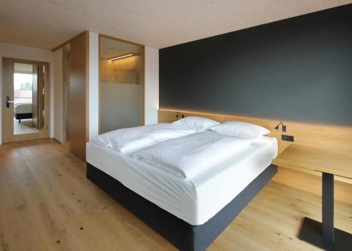 2nd Home Hotel