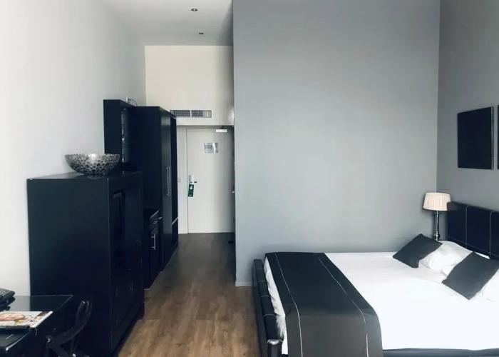 Hotel Chariot