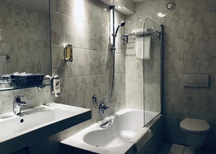 Hotel Chariot