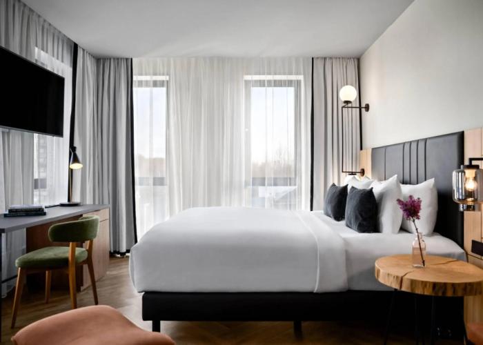 Renaissance Amsterdam Schiphol Airport Hotel
