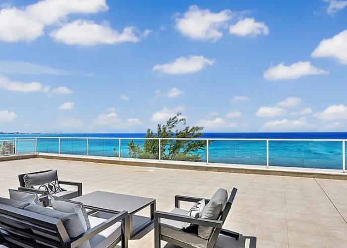 Luxury Penthouse Condo With 360 Oceanviews