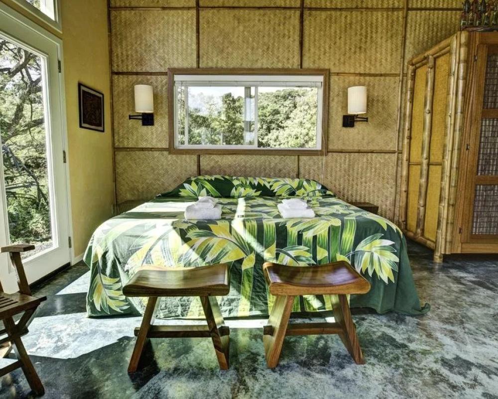 Kalani Oceanside Retreat