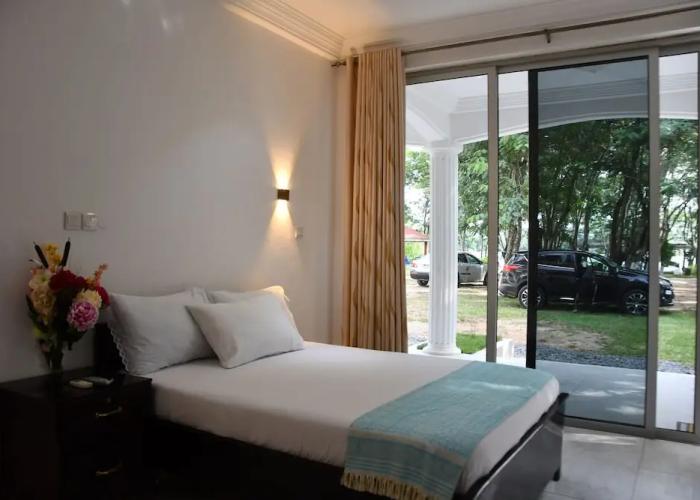 Raffin Royal Lodge