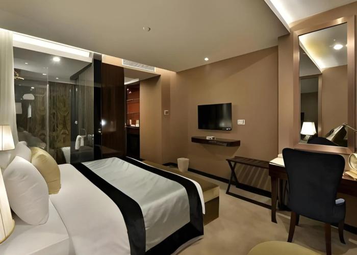 Amaroossa Grande Bekasi