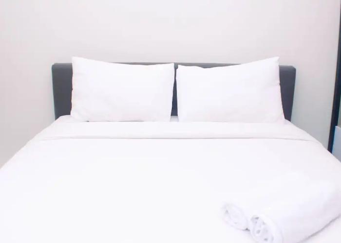 Homey And Minimalist Studio At Vasanta Innopark Apartment