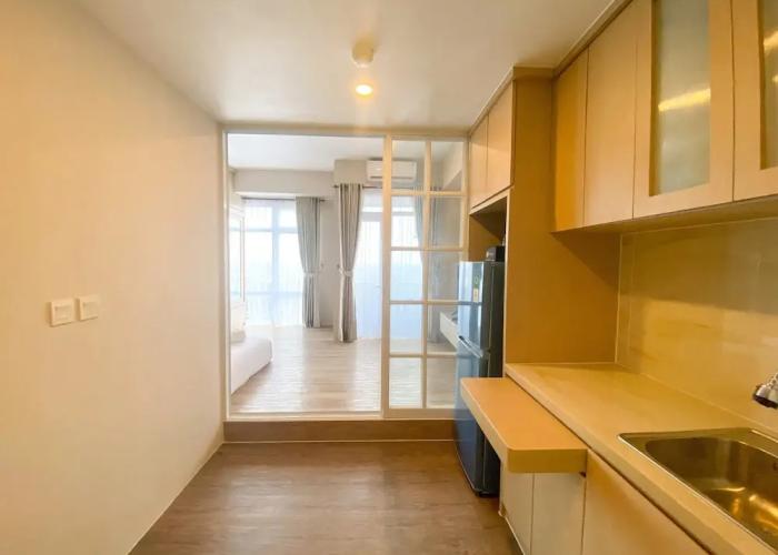 Cozy And Simple Big Studio Vasanta Innopark Apartment