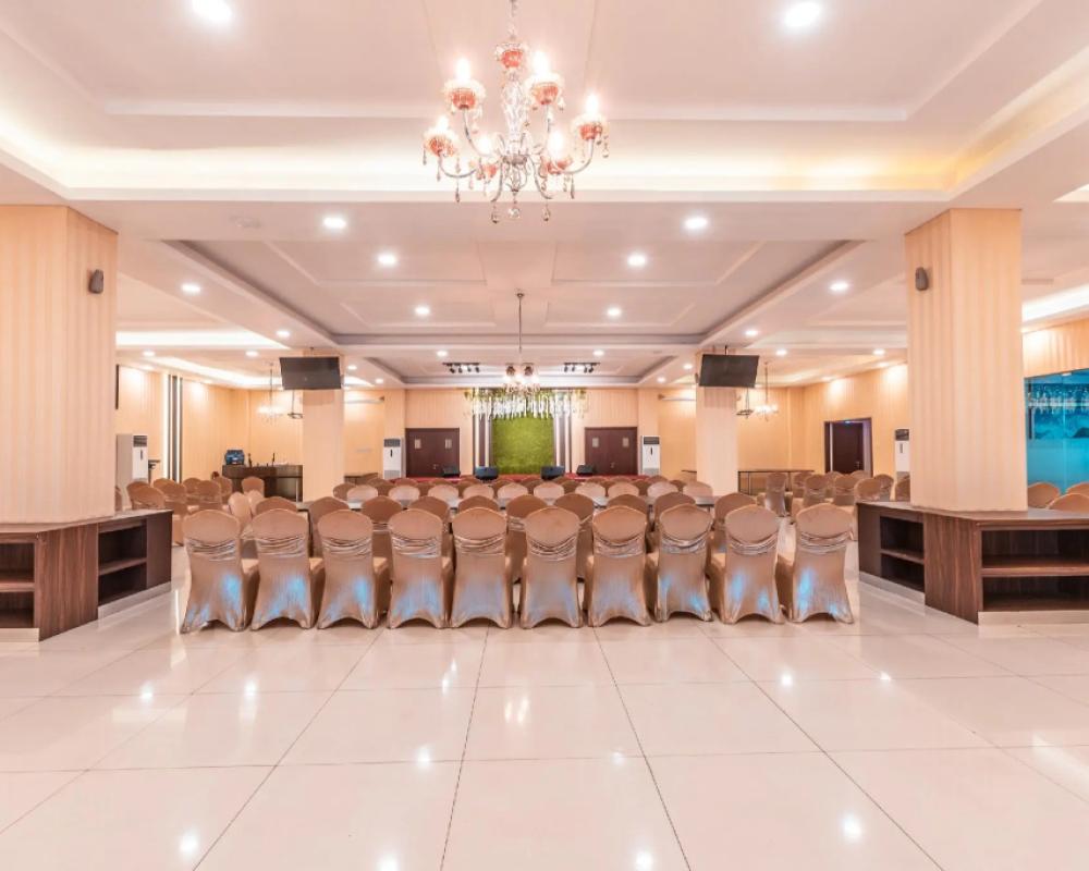 фото Collection O Hotel Igloo