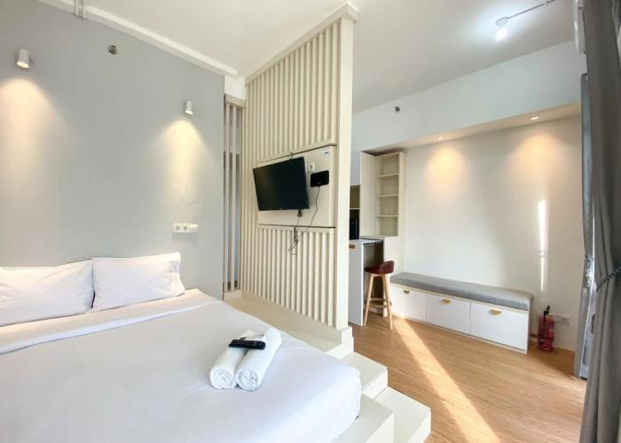 Homey And Elegant Studio Vasanta Innopark Apartment