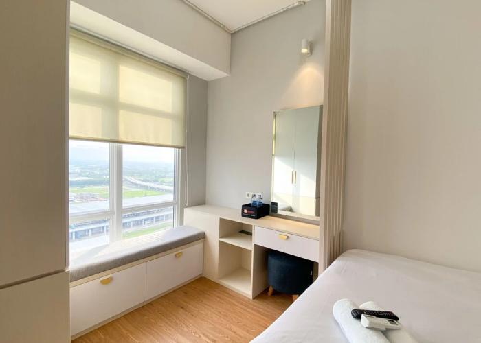 Homey And Elegant Studio Vasanta Innopark Apartment