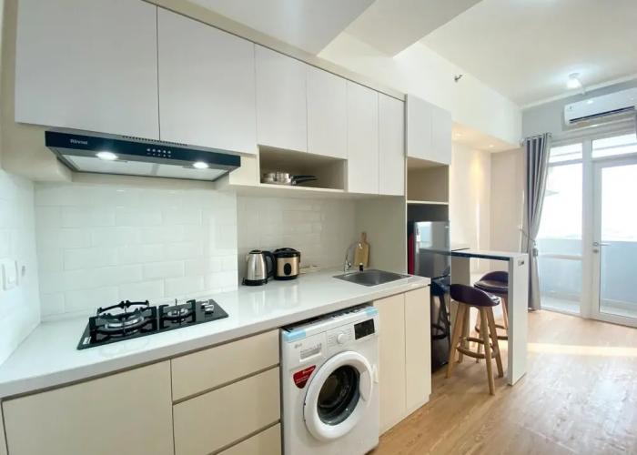 Homey And Elegant Studio Vasanta Innopark Apartment