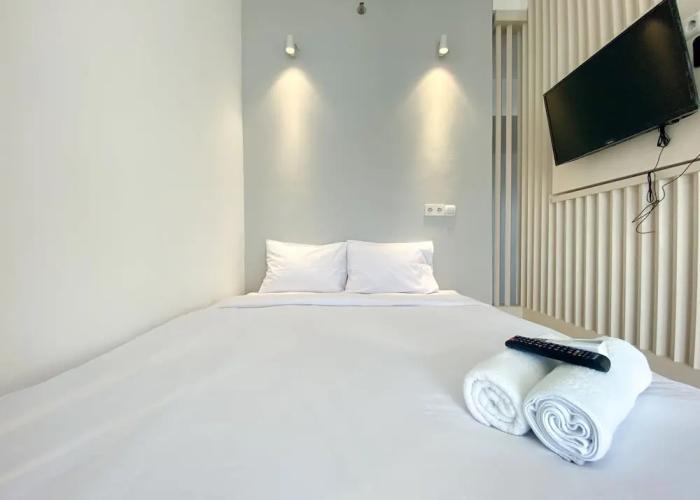 Homey And Elegant Studio Vasanta Innopark Apartment