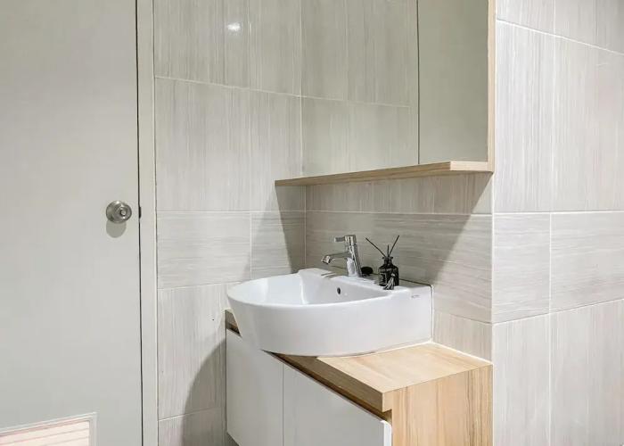 Spacious and Restful 1BR at Vasanta Innopark Apartment