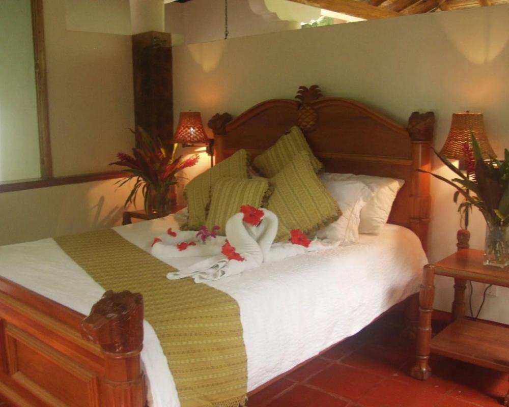 Ian Anderson's Caves Branch Adventure Co