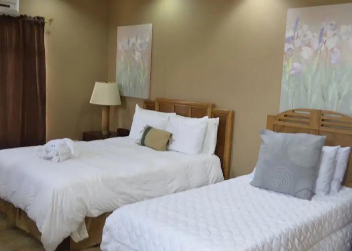 GM Suites Bed & Breakfast