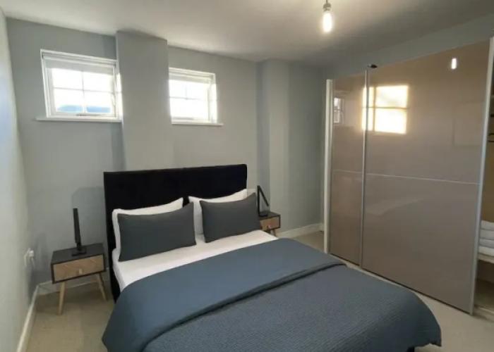 Luxurious Private One Bedroom Apartment