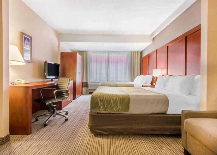 Comfort Inn & Suites