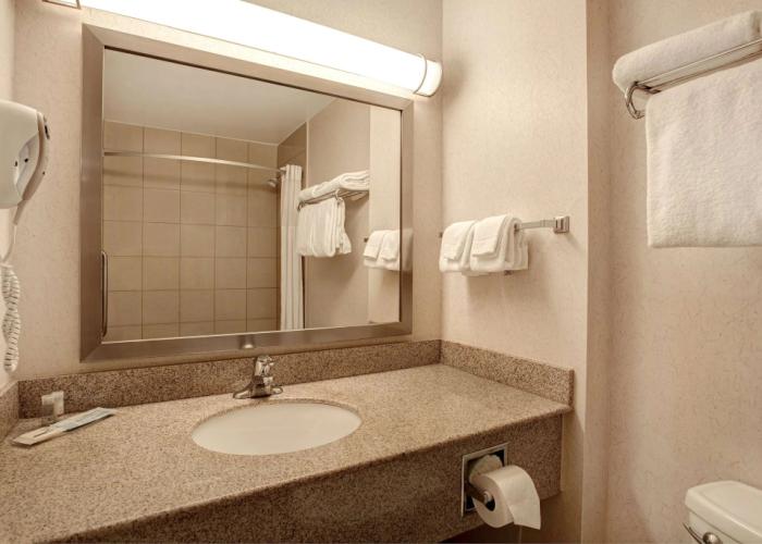 Days Inn & Suites by Wyndham Collingwood