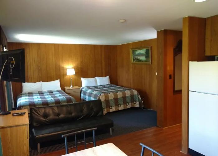 The Mariner Motor Hotel