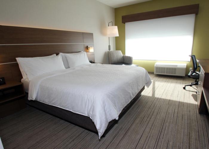 Holiday Inn Express & Suites Collingwood by IHG