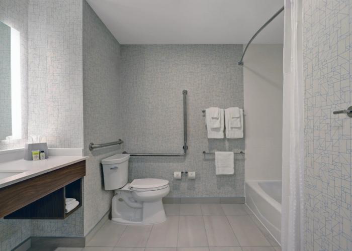 Holiday Inn Express & Suites Collingwood by IHG