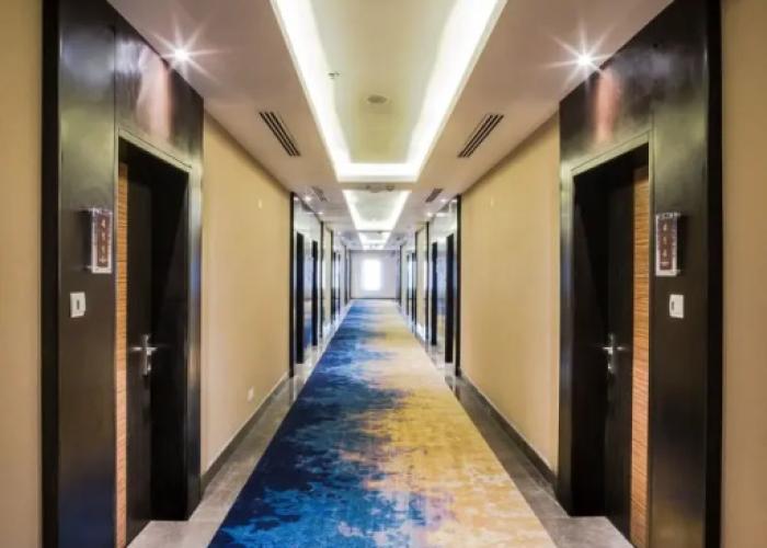 Naviti Warwick Dammam
