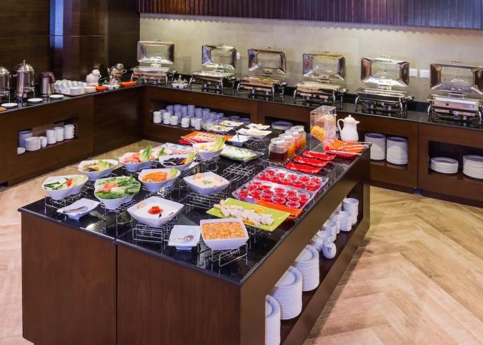 Naviti Warwick Dammam