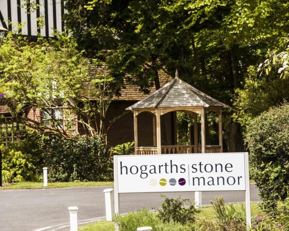Hogarths Stone Manor