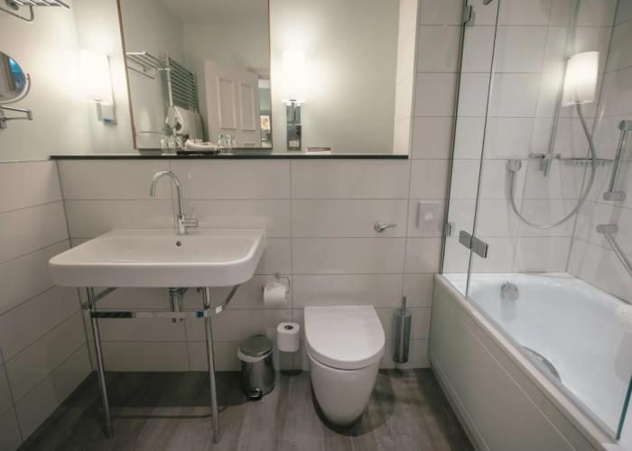 Hogarths Stone Manor