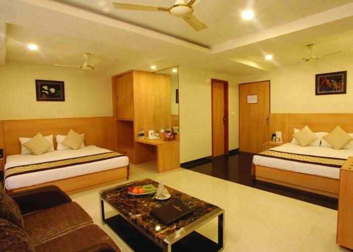 Wingston A Treehouse Hotel-Goverdhan