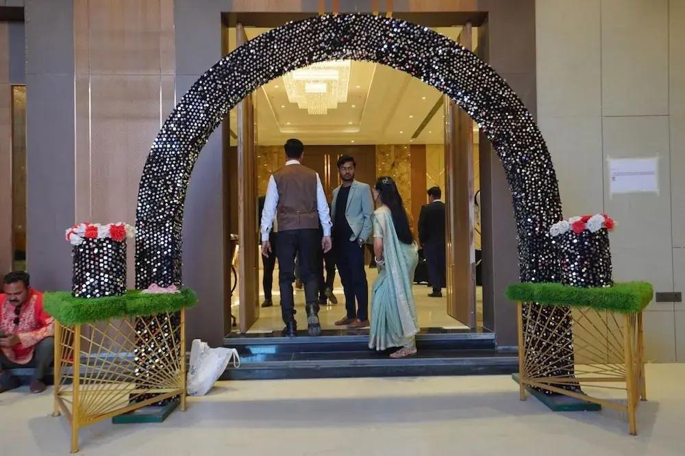 фото Abhinandan